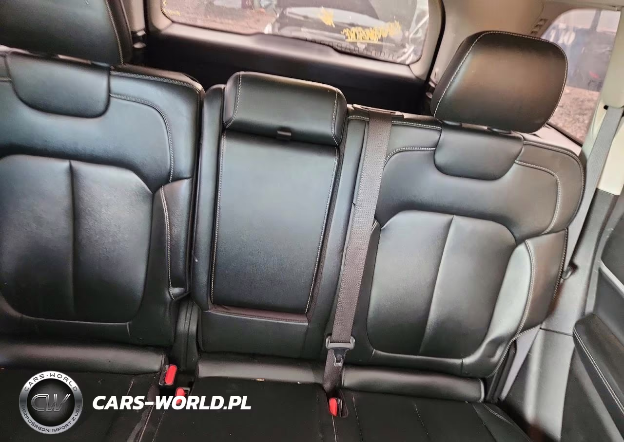 2023 Jeep Grand Cherokee Limited 4Xe VIN:1C4RJYB64PC648874 - 10