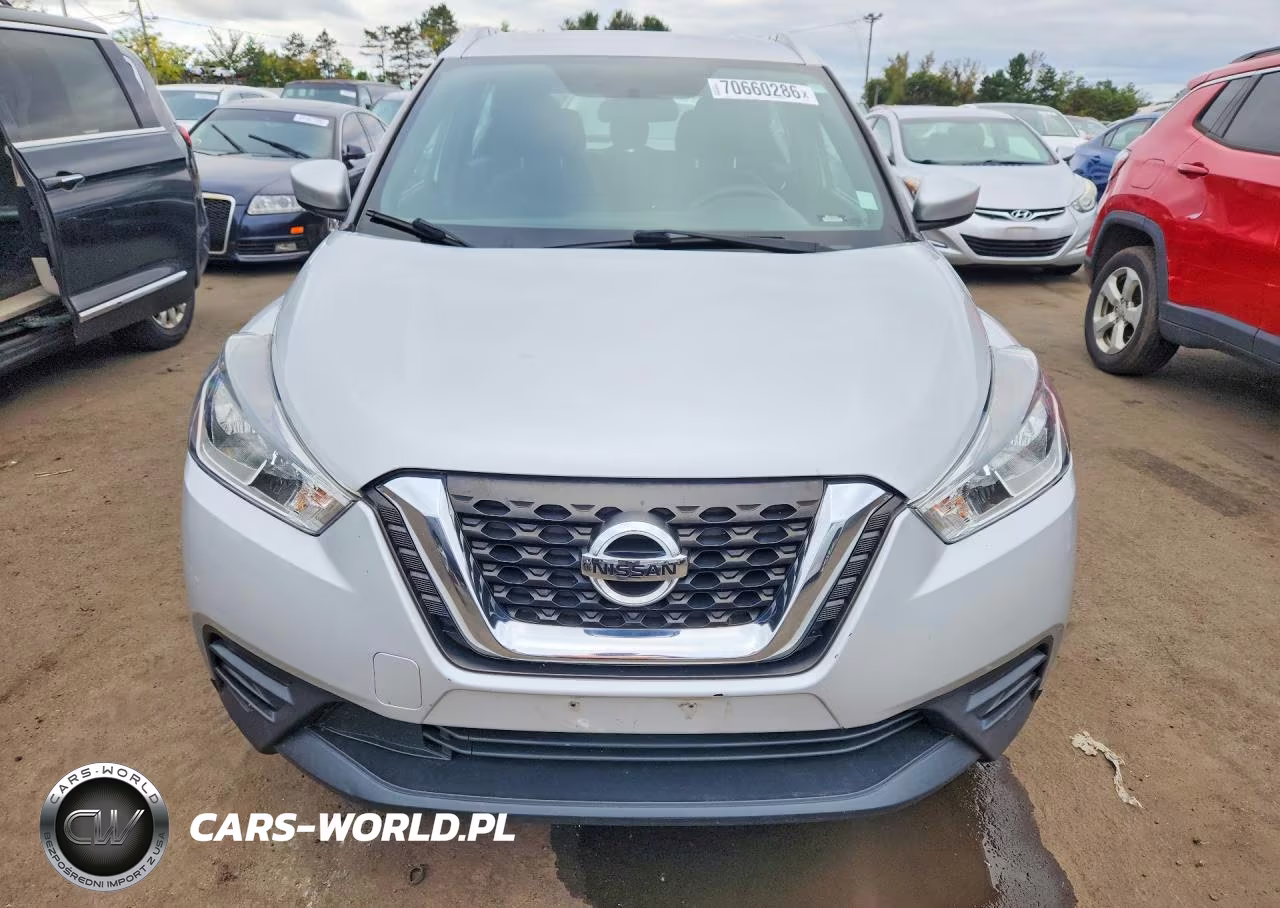 2018 Nissan Kicks Sv VIN:3N1CP5CU1JL537763 - 5