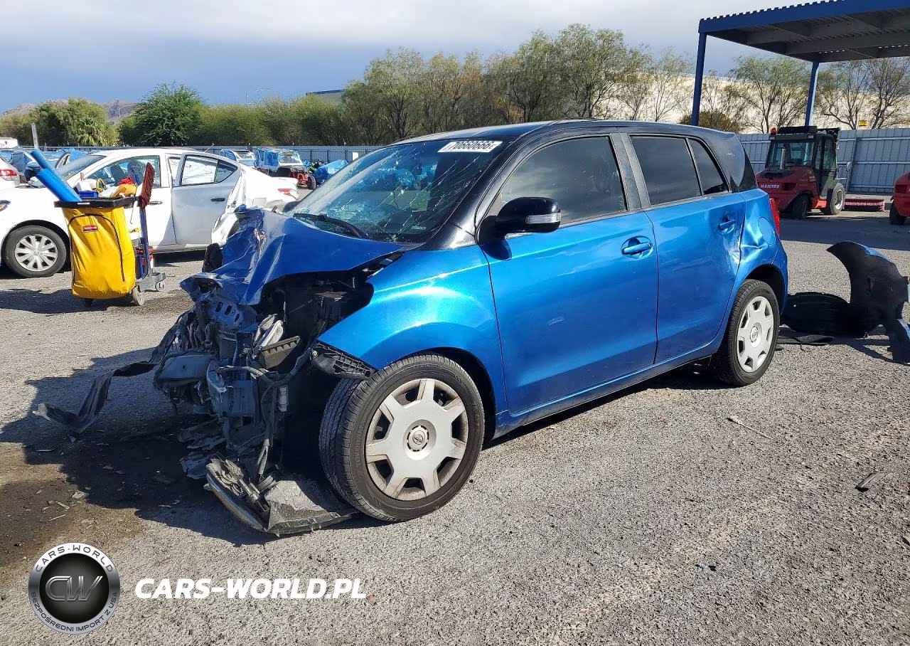 2013 Scion Xd Base VIN:JTKKUPB47D1035052 - 1