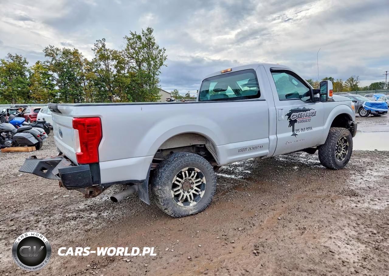 2013 Ford F350 Super Duty VIN:1FTRF3B64DEA93011 - 3