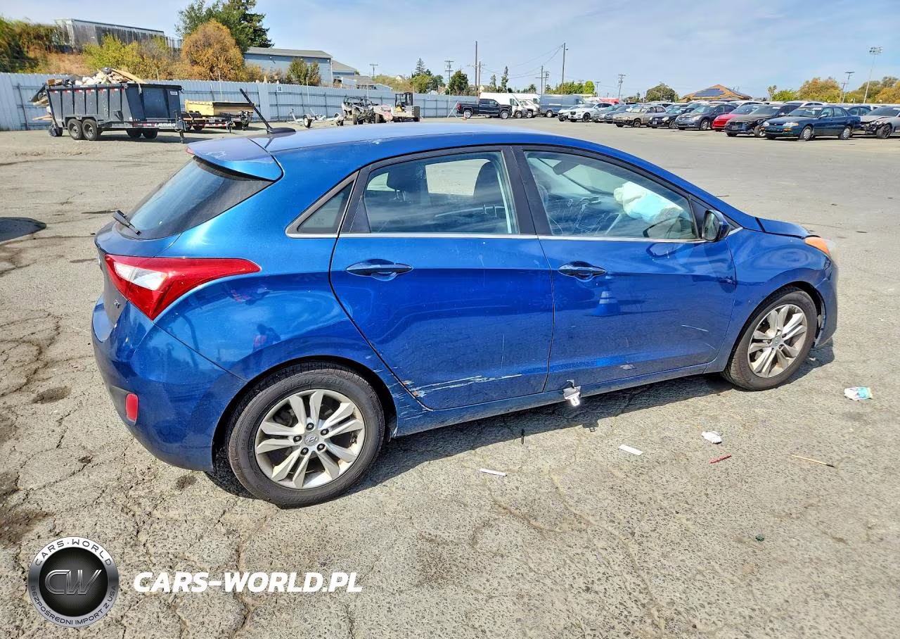 2015 Hyundai Elantra Gt Base VIN:KMHD35LH9FU241799 - 3