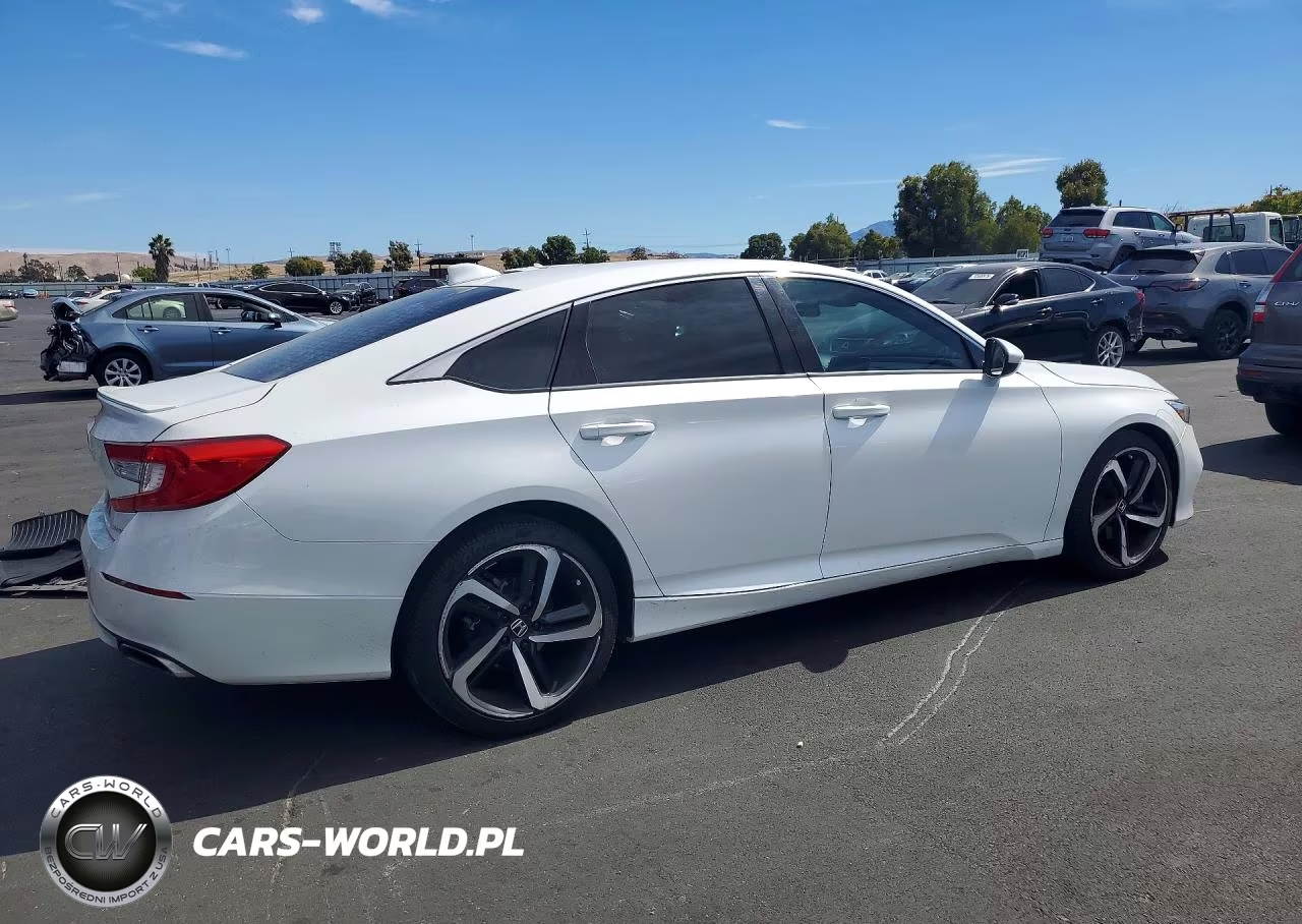2018 Honda Accord Sport VIN:1HGCV1F38JA119305 - 3