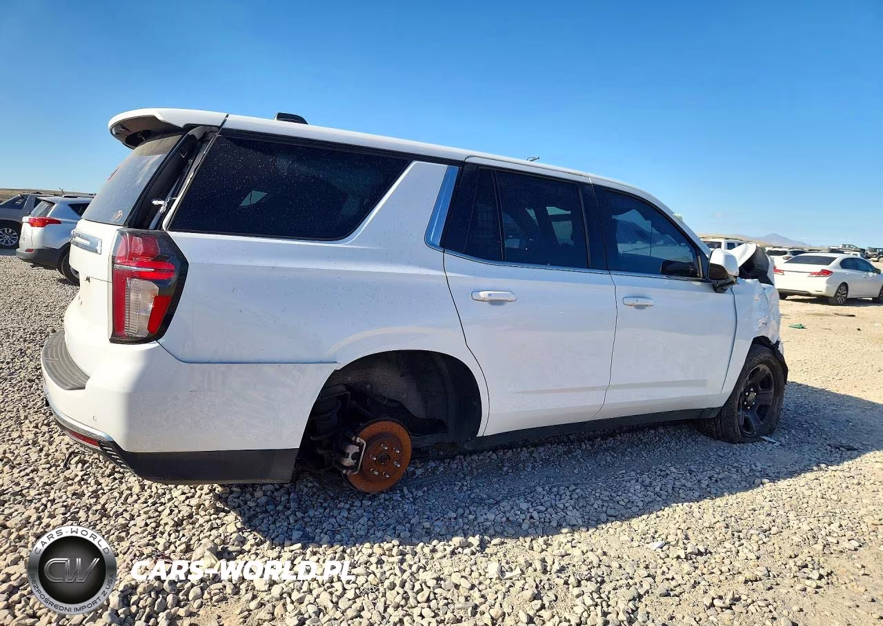 2023 Chevrolet Tahoe C1500 VIN:1GBSCLED8PR161932 - 3