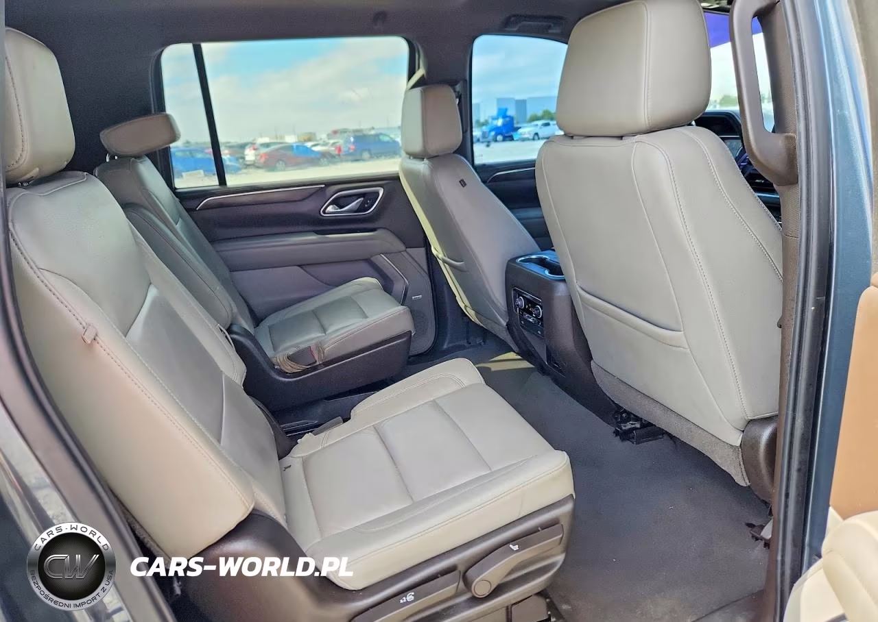 2021 Chevrolet Suburban K1500 Z71 VIN:1GNSKDKD4MR310591 - 11