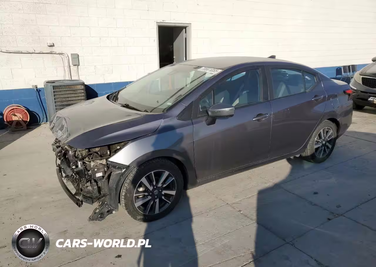 2021 Nissan Versa Sv