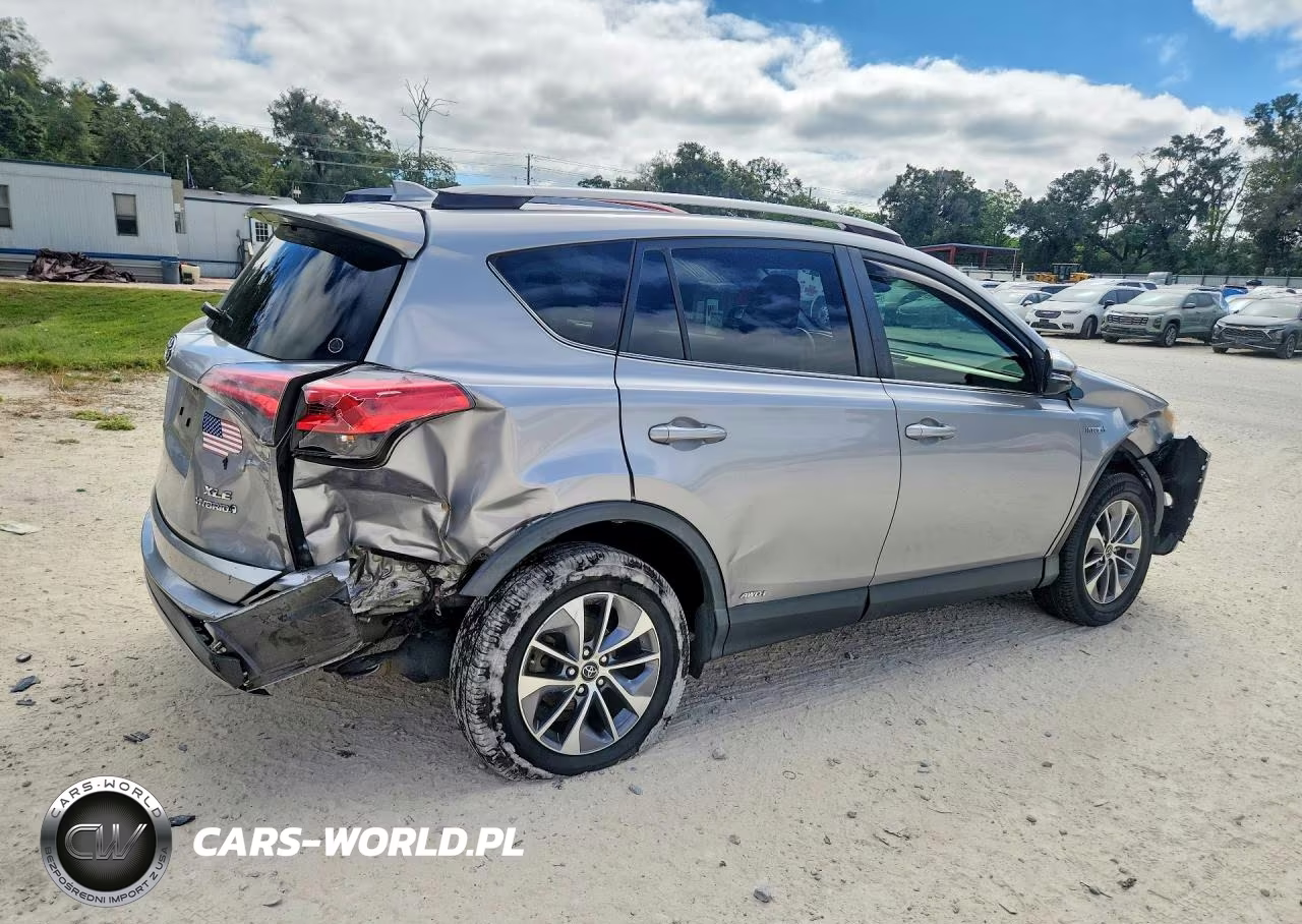 2018 Toyota Rav4 Hybrid Xle VIN:JTMRJREV4JD185192 - 3