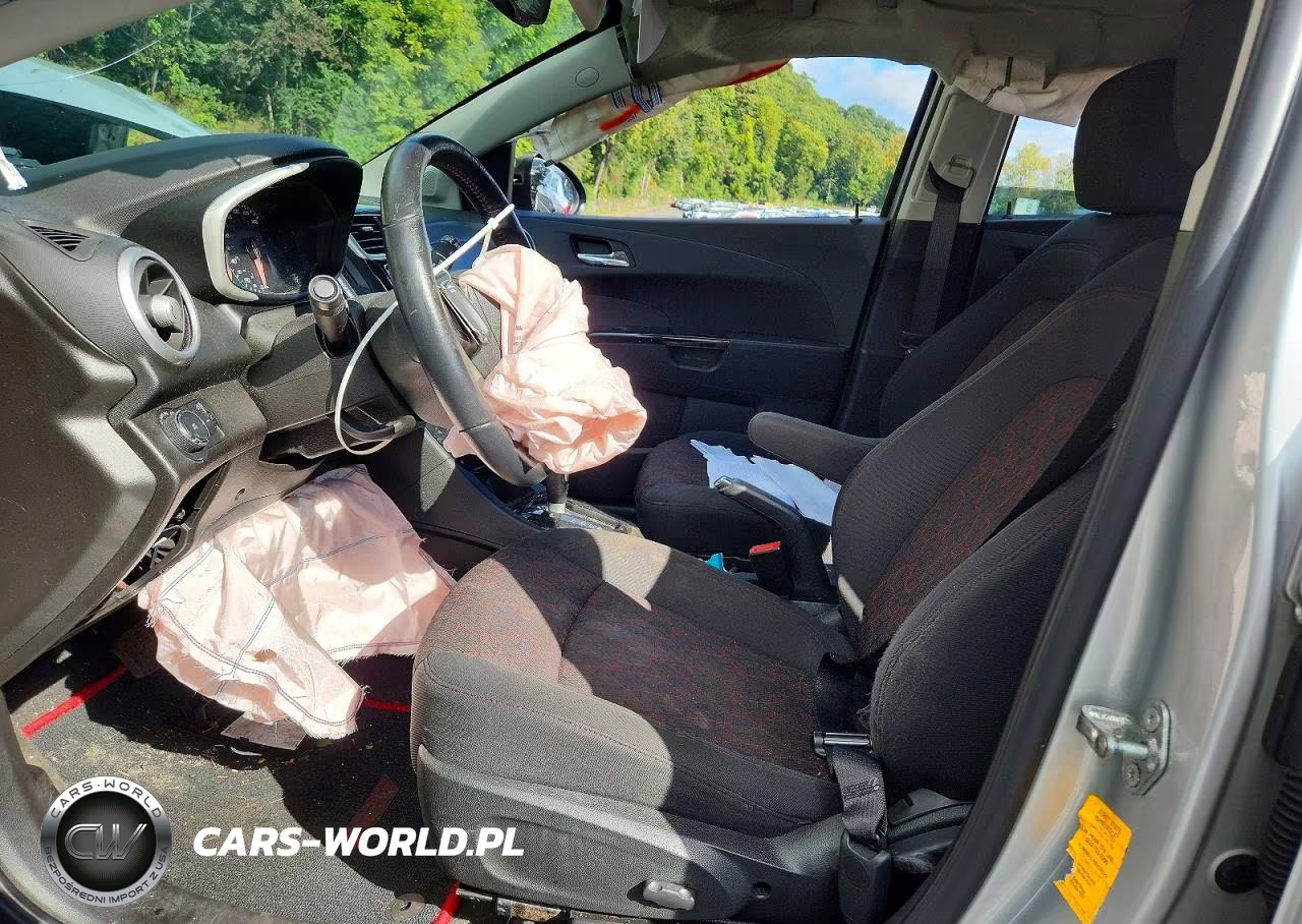 2018 Chevrolet Sonic Lt VIN:1G1JD6SB1J4127675 - 7