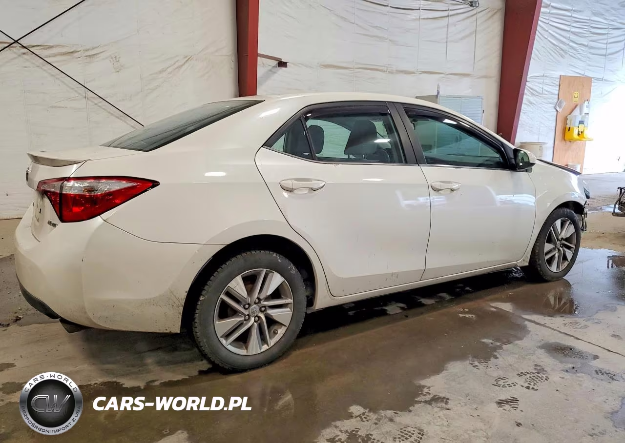 2015 Toyota Corolla Le Eco Plus VIN:5YFBPRHE2FP247365 - 3