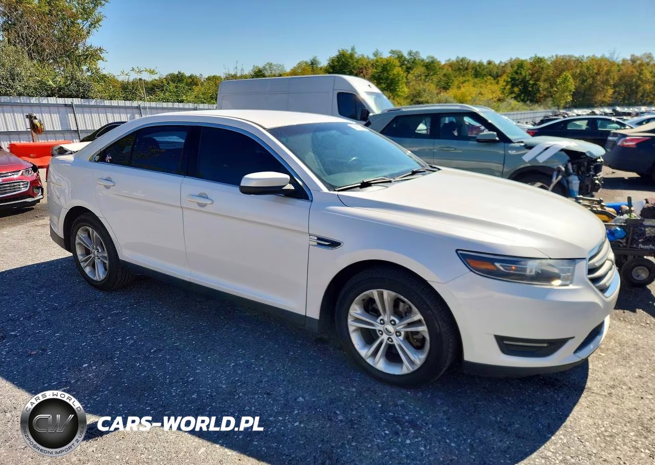 2015 Ford Taurus Sel VIN:1FAHP2E8XFG187889 - 4