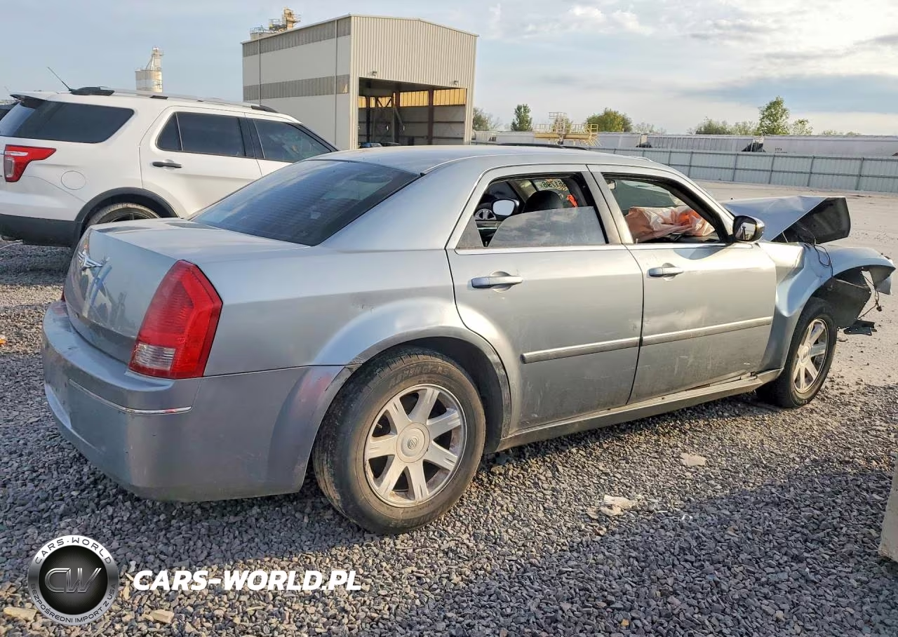 2006 Chrysler 300 Touring VIN:2C3KA53GX6H401916 - 3