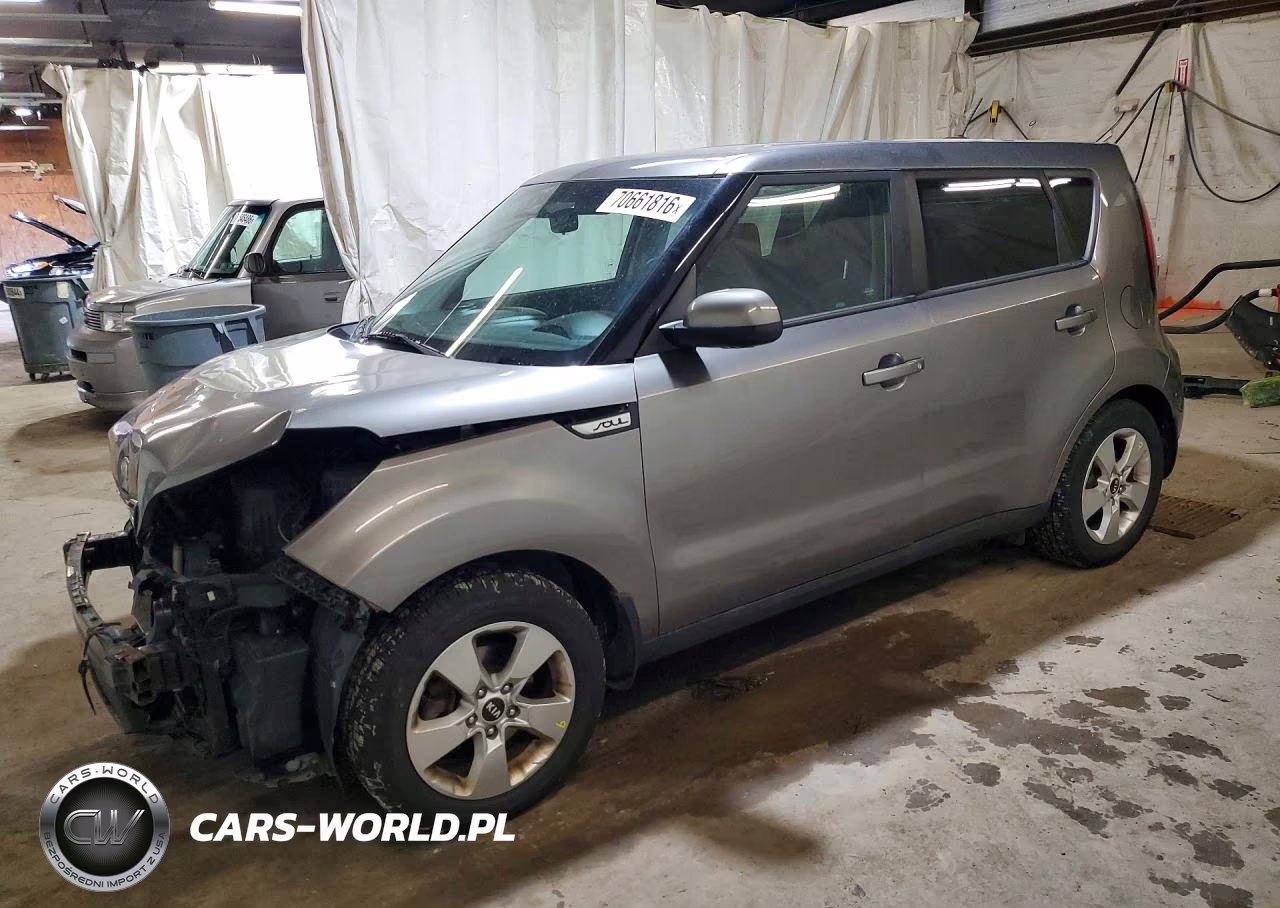 2018 Kia Soul Base VIN:KNDJN2A26J7525476 - 1