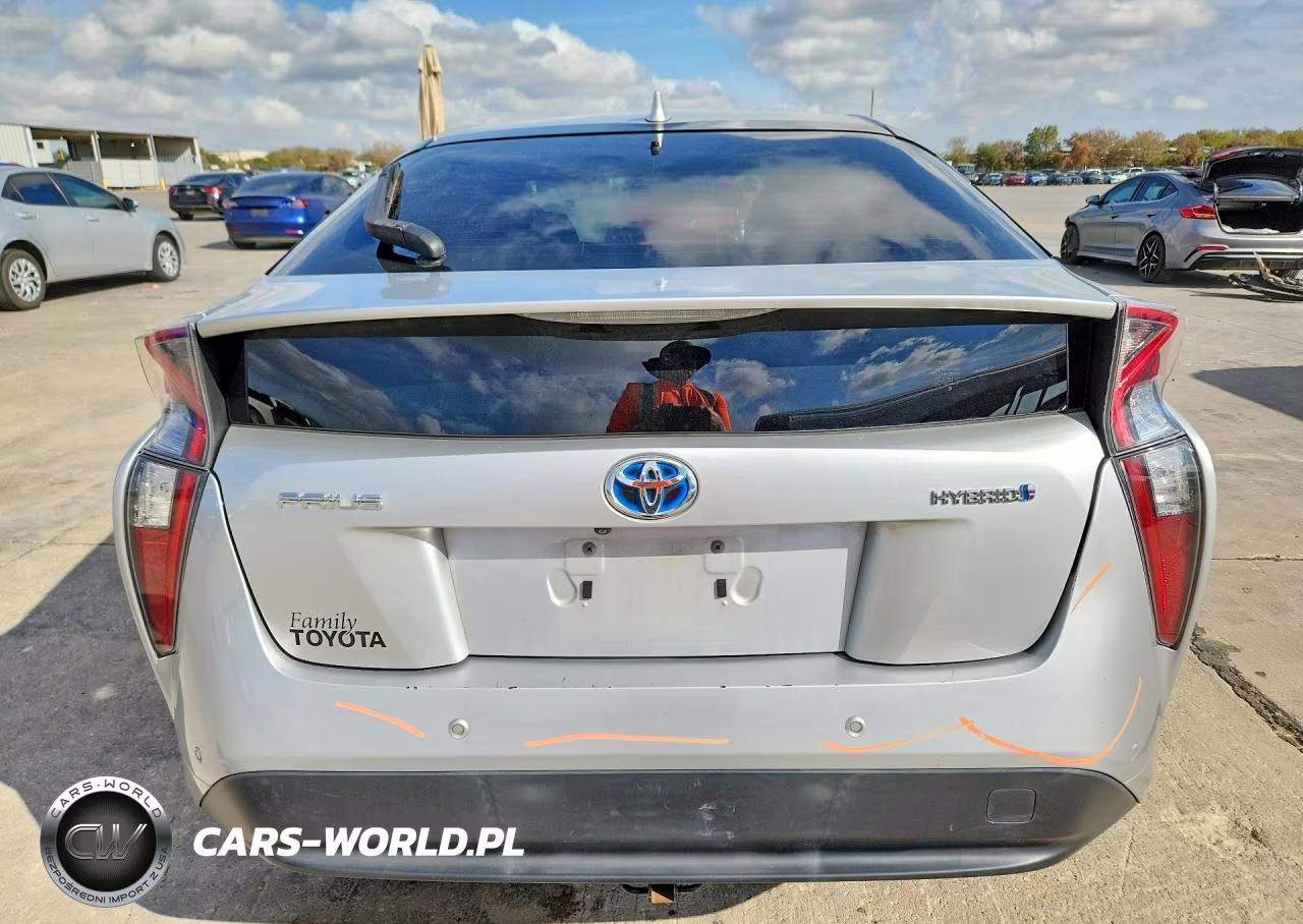 2017 Toyota Prius Two VIN:JTDKBRFU1H3566275 - 6