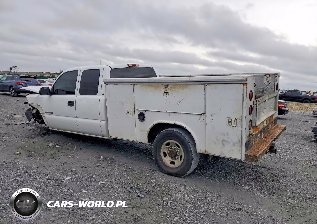 2004 Chevrolet Silverado C2500 Heavy Duty VIN:1GCHC29U44E171371 - 2