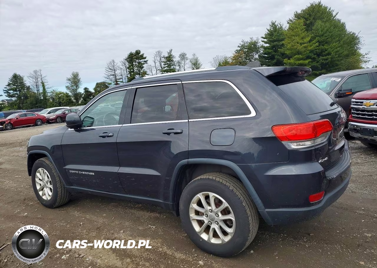 2015 Jeep Grand Cherokee Laredo VIN:1C4RJFAG9FC826016 - 2