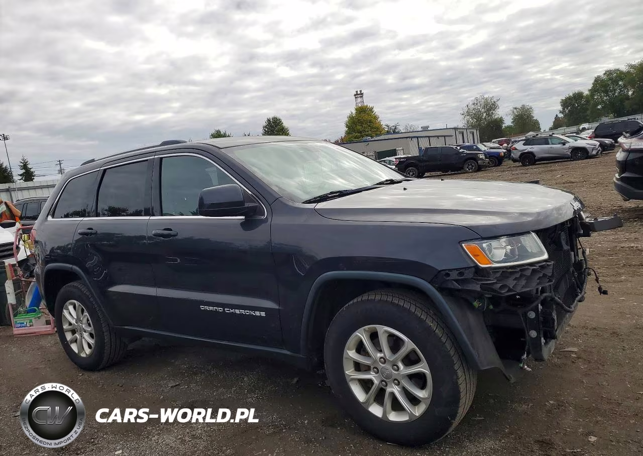 2015 Jeep Grand Cherokee Laredo VIN:1C4RJFAG9FC826016 - 4