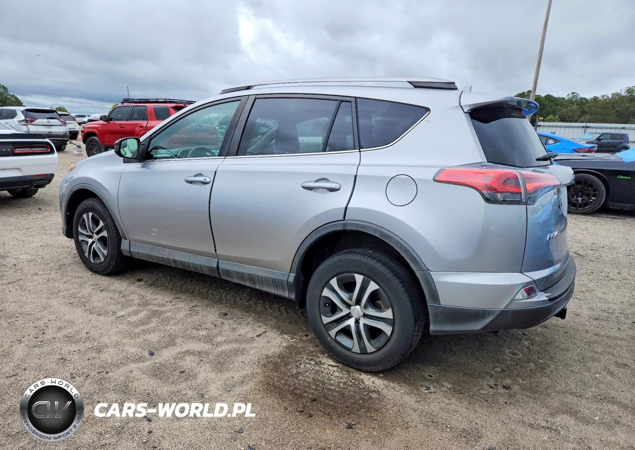 2018 Toyota Rav4 Le VIN:2T3ZFREV5JW513174 - 2