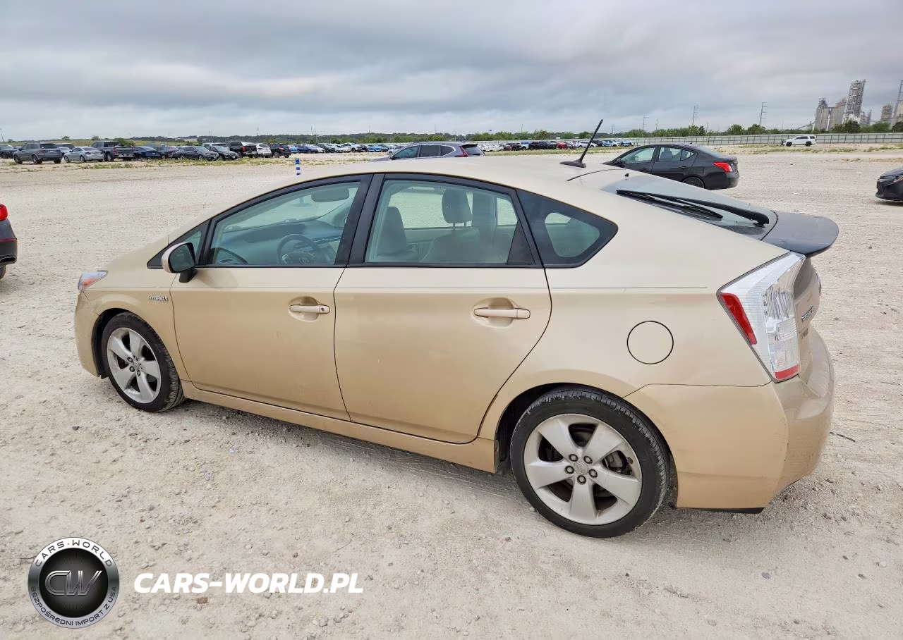 2011 Toyota Prius Five VIN:JTDKN3DU8B1413001 - 2