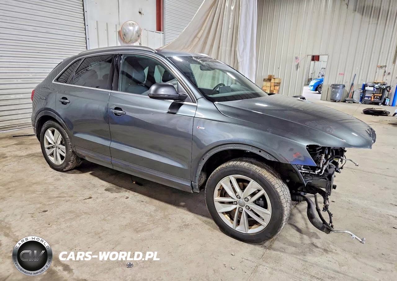 2018 Audi Q3 Premium Plus VIN:WA1JCCFS7JR020226 - 4