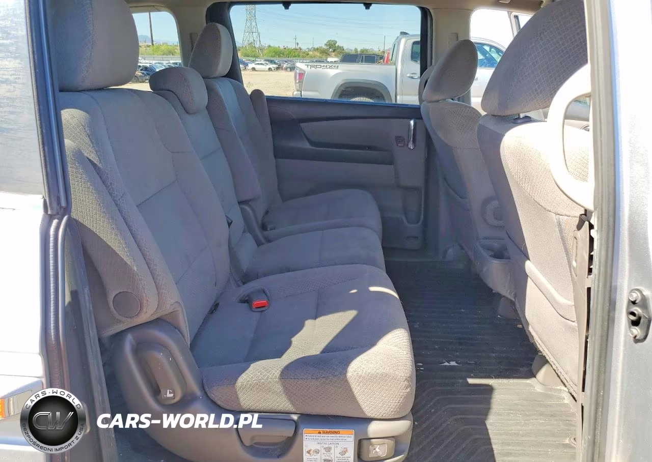 2016 Honda Odyssey Se VIN:5FNRL5H30GB100380 - 11