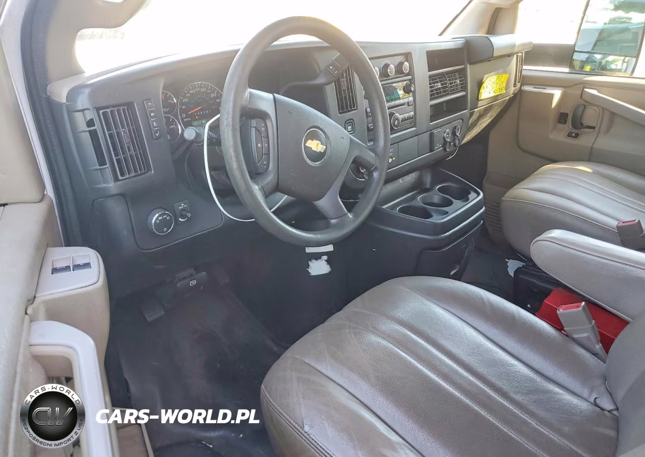 2017 Chevrolet Express Refrigerated Box Truck VIN:1HA6GVCG6HN007637 - 8