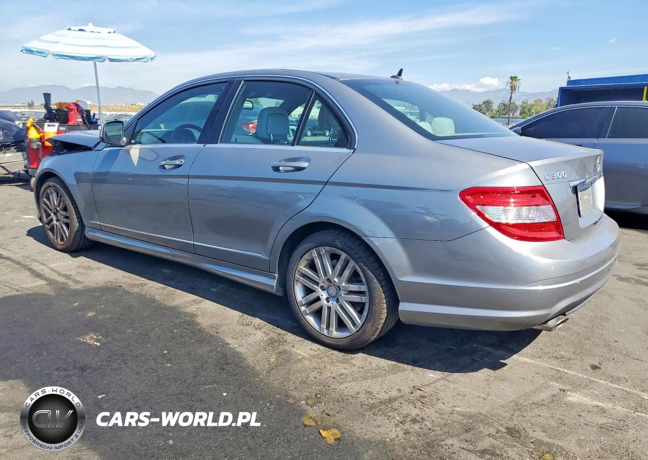 2009 Mercedes-Benz C 300 VIN:WDDGF54XX9R067365 - 2