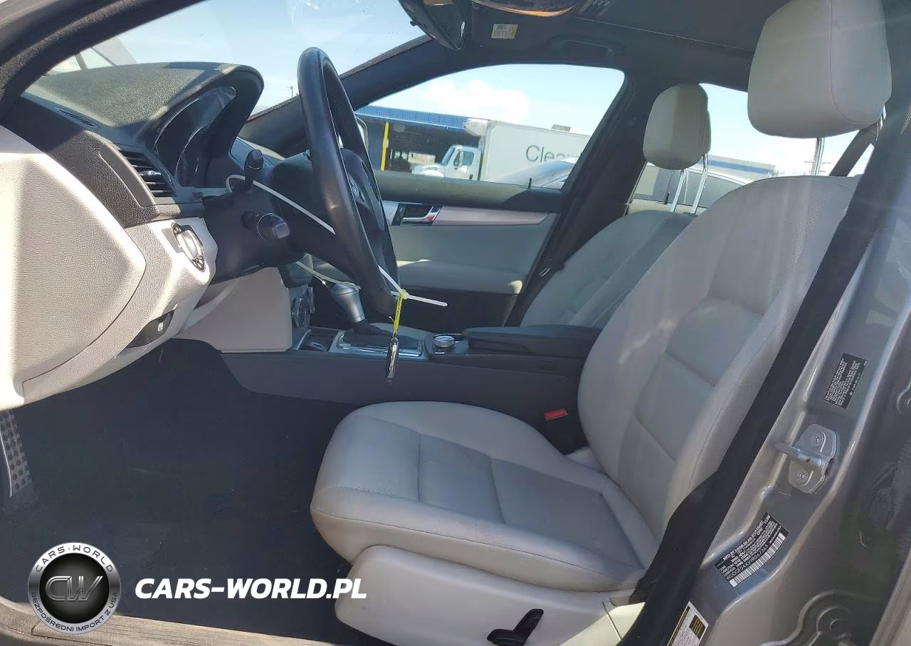 2009 Mercedes-Benz C 300 VIN:WDDGF54XX9R067365 - 7