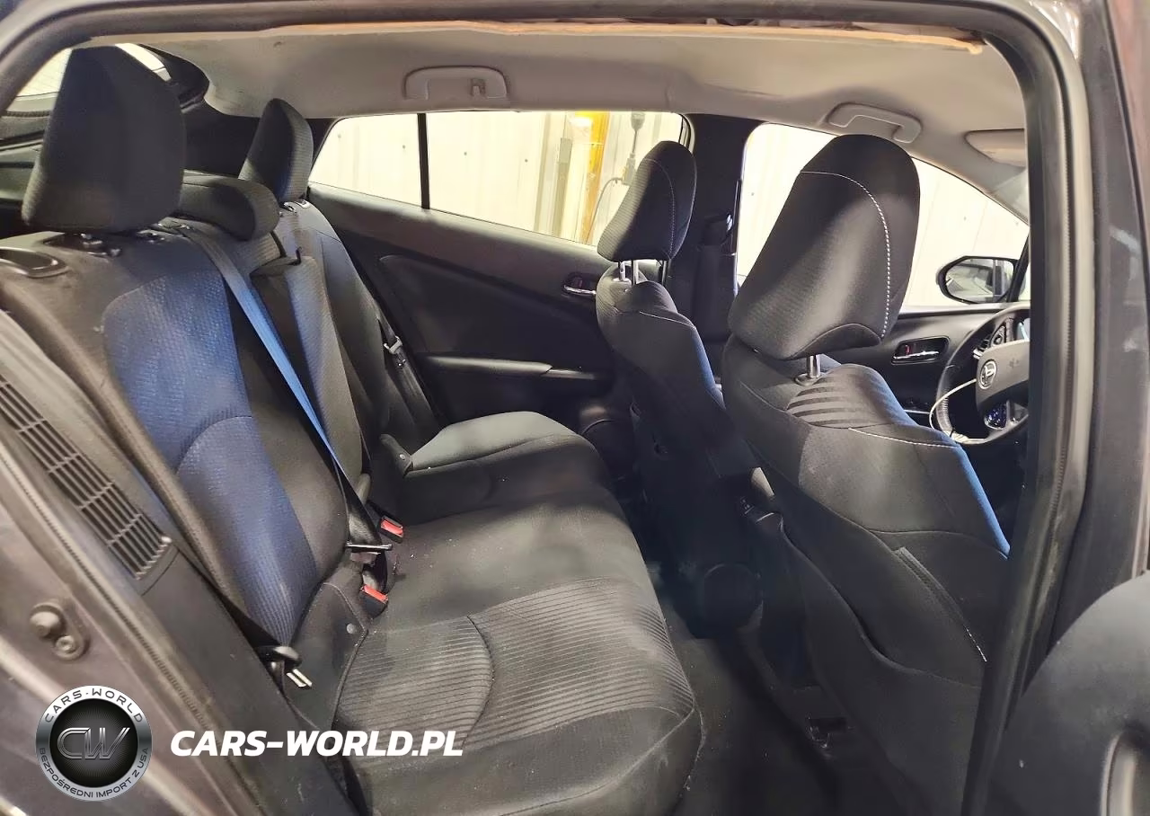 2022 Toyota Prius Prime Le VIN:JTDKAMFPXN3224626 - 10