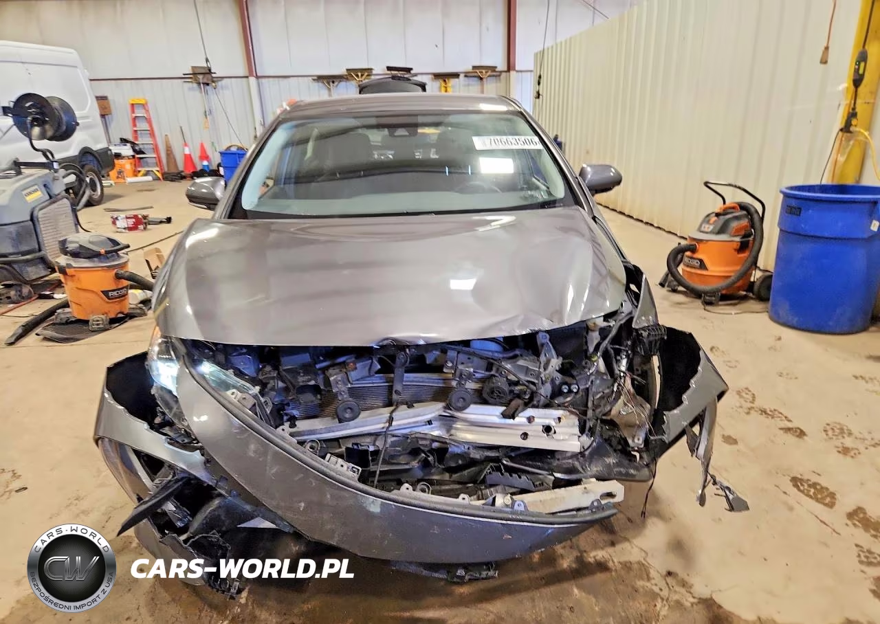 2022 Toyota Prius Prime Le VIN:JTDKAMFPXN3224626 - 5