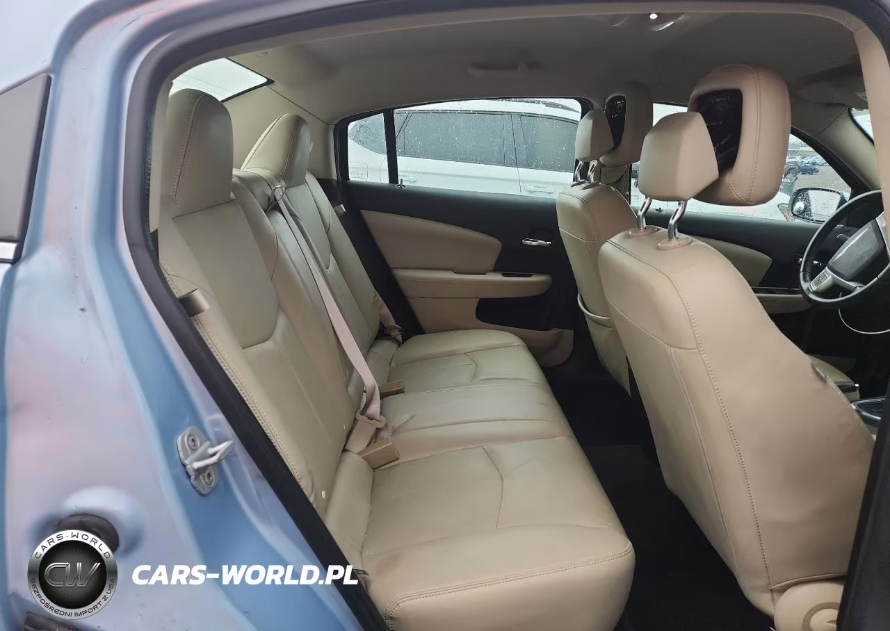 2012 Chrysler 200 Limited VIN:1C3CCBCG8CN315438 - 10