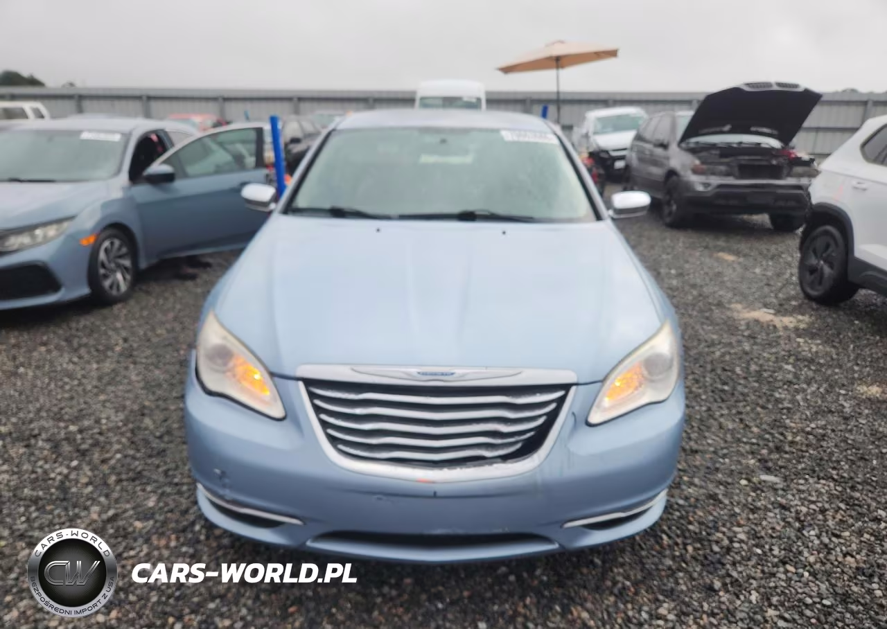 2012 Chrysler 200 Limited VIN:1C3CCBCG8CN315438 - 5