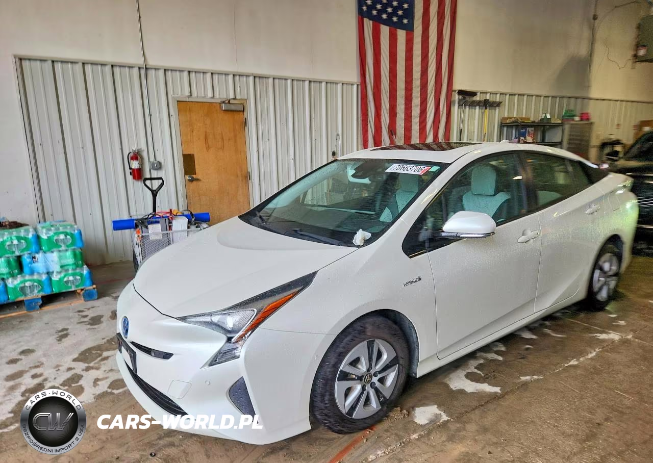 2018 Toyota Prius Four