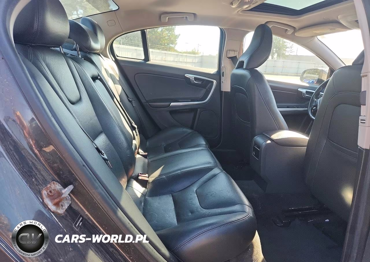 2015 Volvo S60 Premier VIN:YV140MFK4F1345028 - 10