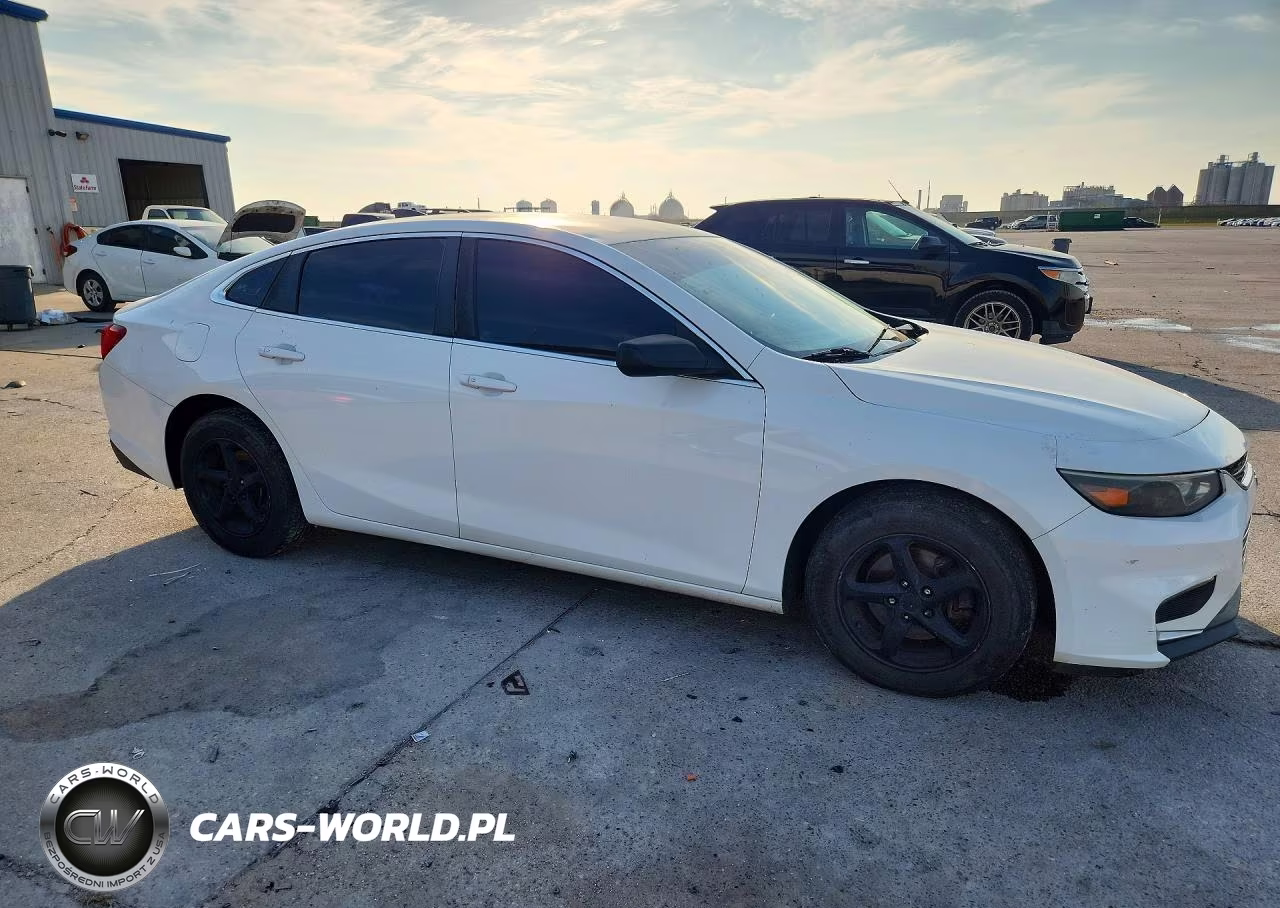2016 Chevrolet Malibu Ls VIN:1G1ZC5ST8GF258706 - 4
