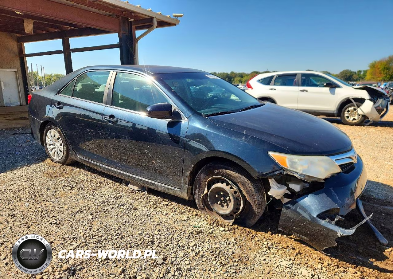 2014 Toyota Camry L VIN:4T4BF1FKXER414166 - 4