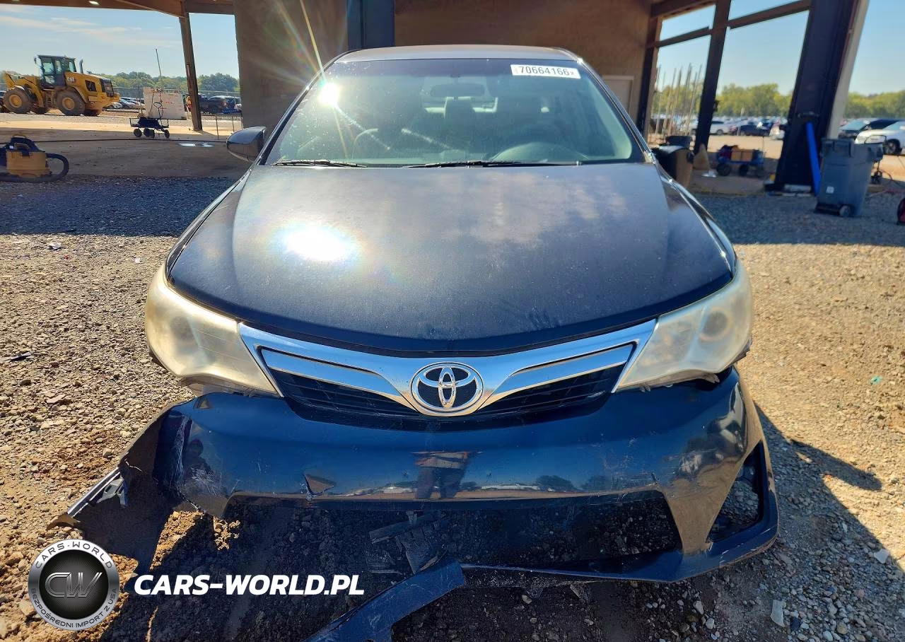 2014 Toyota Camry L VIN:4T4BF1FKXER414166 - 5