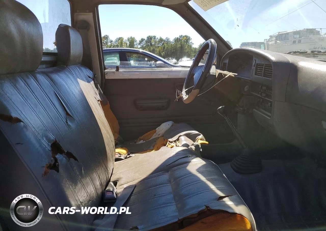 1991 Toyota Pickup 1-2 Ton Short Wheelbase VIN:JT4RN81A9M0076983 - 10