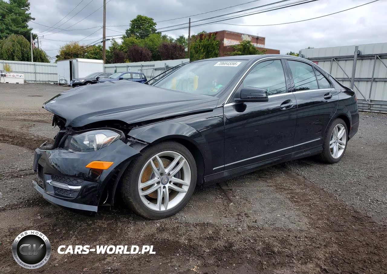 2014 Mercedes-Benz C 300 4Matic