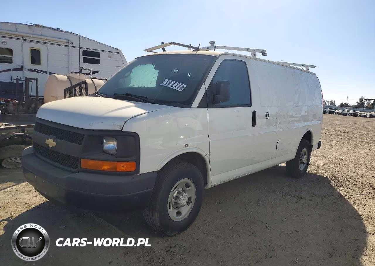 2015 Chevrolet Express G2500 VIN:1GCWGFCF4F1229468 - 1