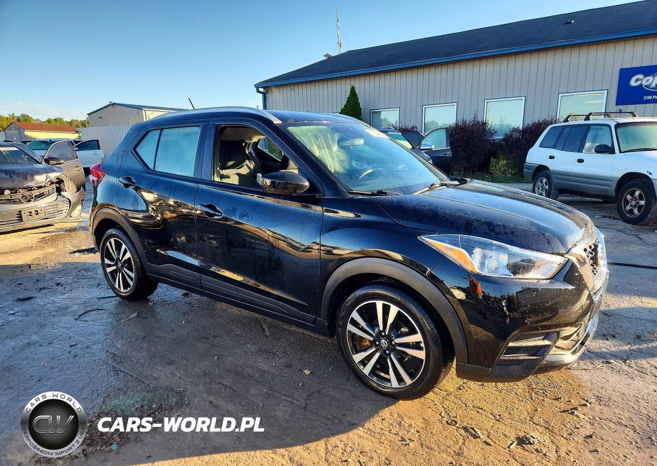 2020 Nissan Kicks Sv VIN:3N1CP5CV0LL520531 - 4