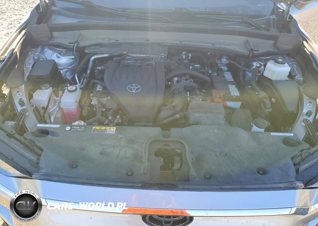 2025 Toyota Grand Highlander Xle VIN:5TDAAAA51SS022901 - 12