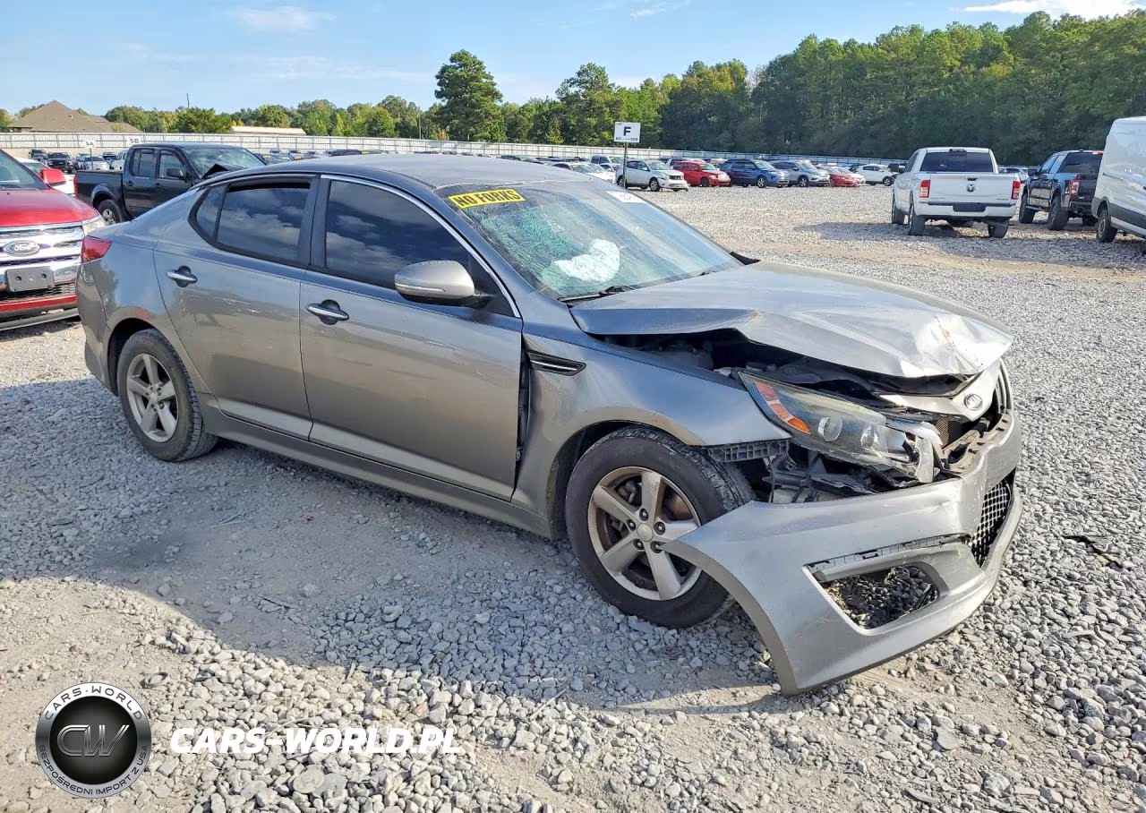 2015 Kia Optima Lx VIN:5XXGM4A78FG409411 - 4