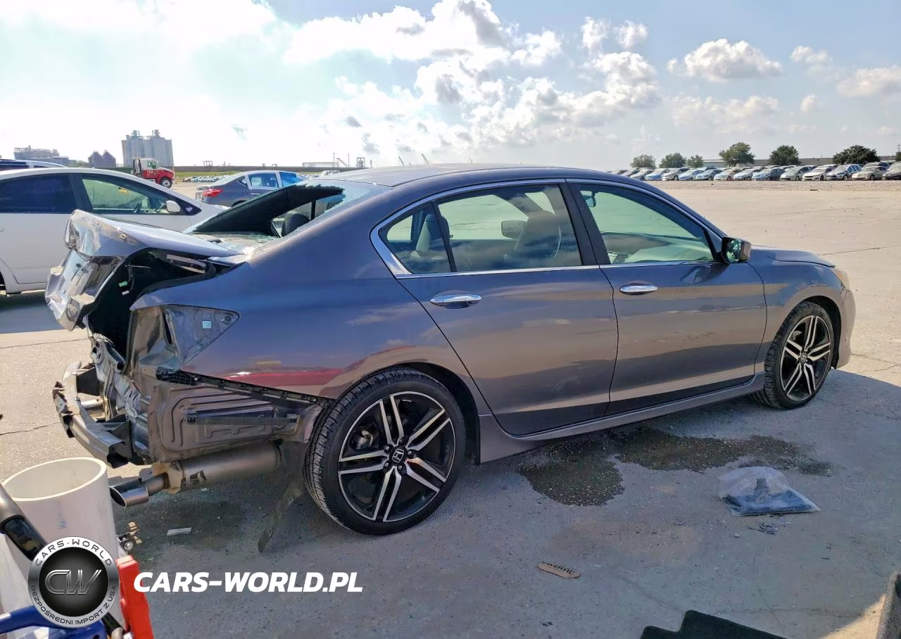 2017 Honda Accord VIN:1HGCR2F59HA159382 - 3