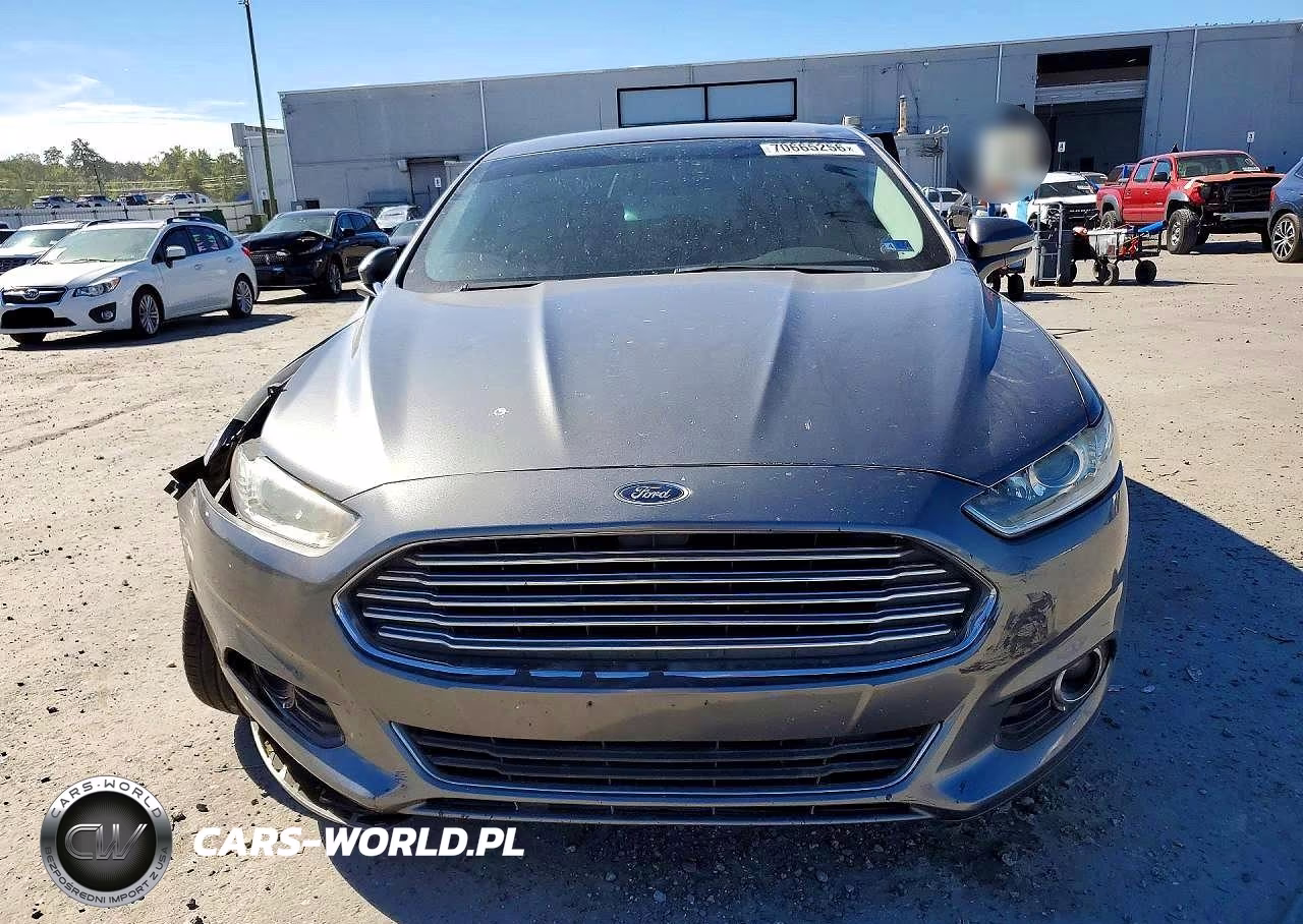 2013 Ford Fusion Titanium VIN:3FA6P0K90DR117994 - 5