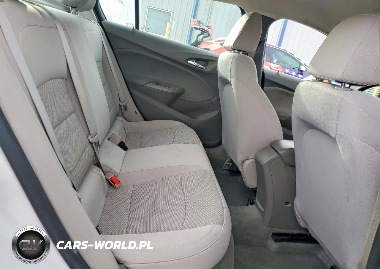 2018 Chevrolet Cruze Ls VIN:1G1BC5SM0J7223606 - 10