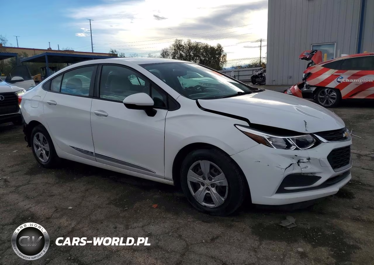 2018 Chevrolet Cruze Ls VIN:1G1BC5SM0J7223606 - 4