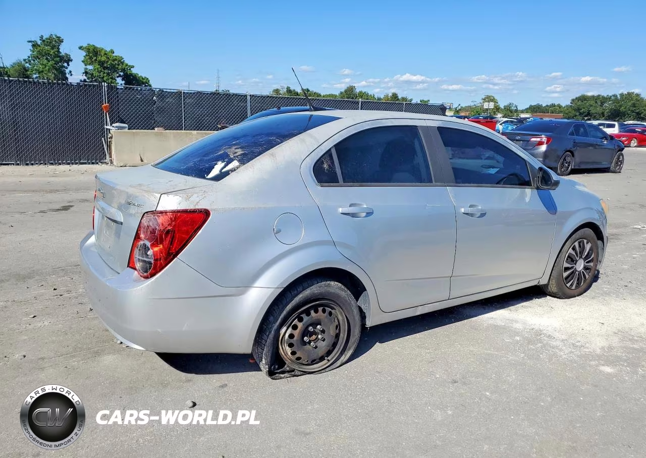 2014 Chevrolet Sonic Ls VIN:1G1JA5SH7E4198649 - 3