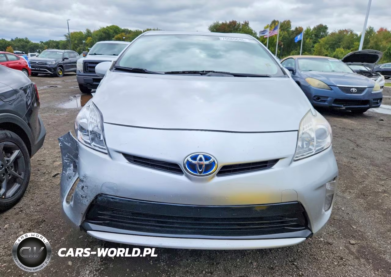 2012 Toyota Prius Three VIN:JTDKN3DU0C5458959 - 5