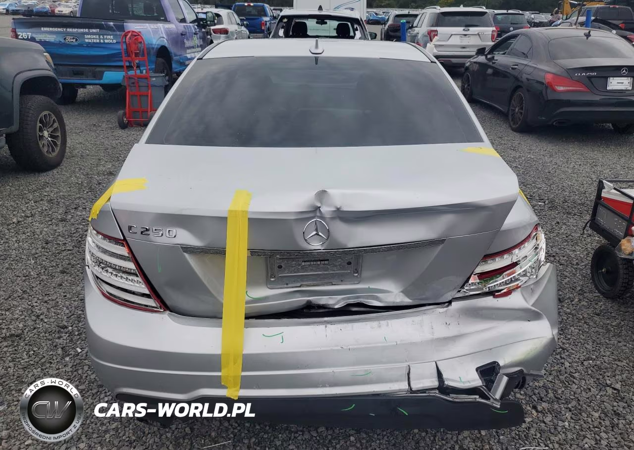 2013 Mercedes-Benz C 250 VIN:WDDGF4HBXDA838861 - 6