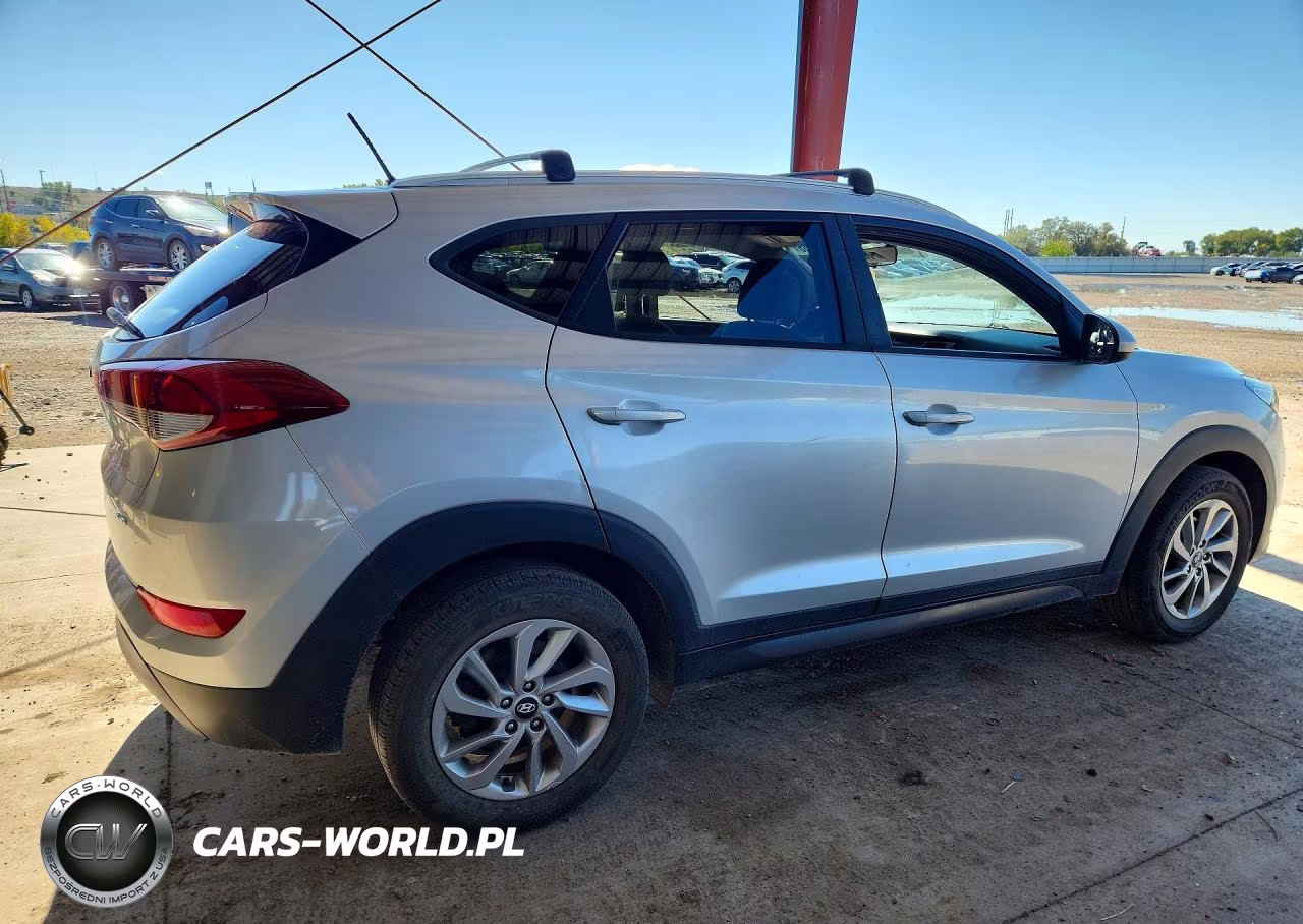 2016 Hyundai Tucson Limited VIN:KM8J3CA41GU130883 - 3