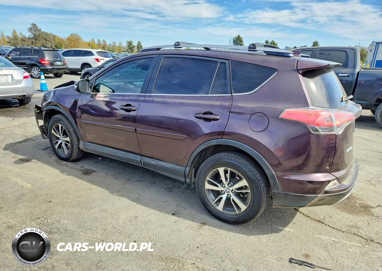 2017 Toyota Rav4 Xle VIN:2T3RFREV9HW582511 - 2